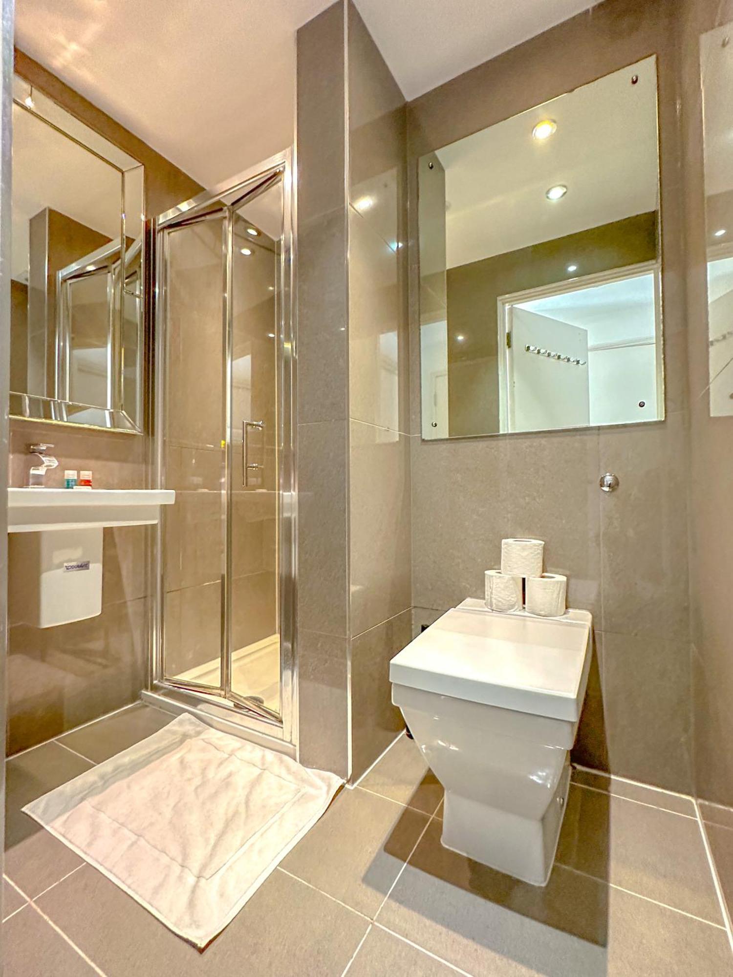 Apartamento Bloomsbury Residences